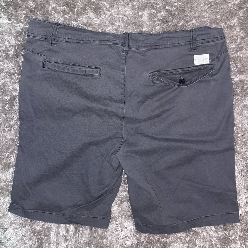 Shorts - Picture 2 of 5